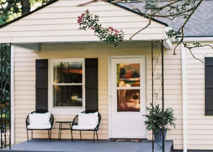 Convenient To Park Circle And Downtown Charleston
