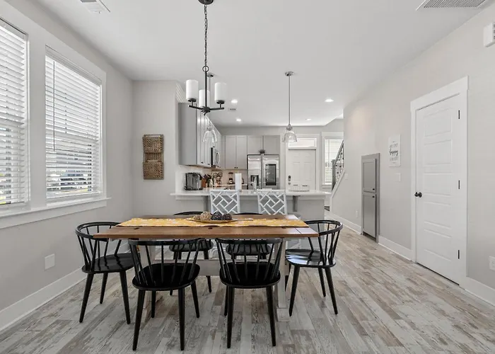 Creekside Bungalow-Park Circle-15M Dtwn Chs